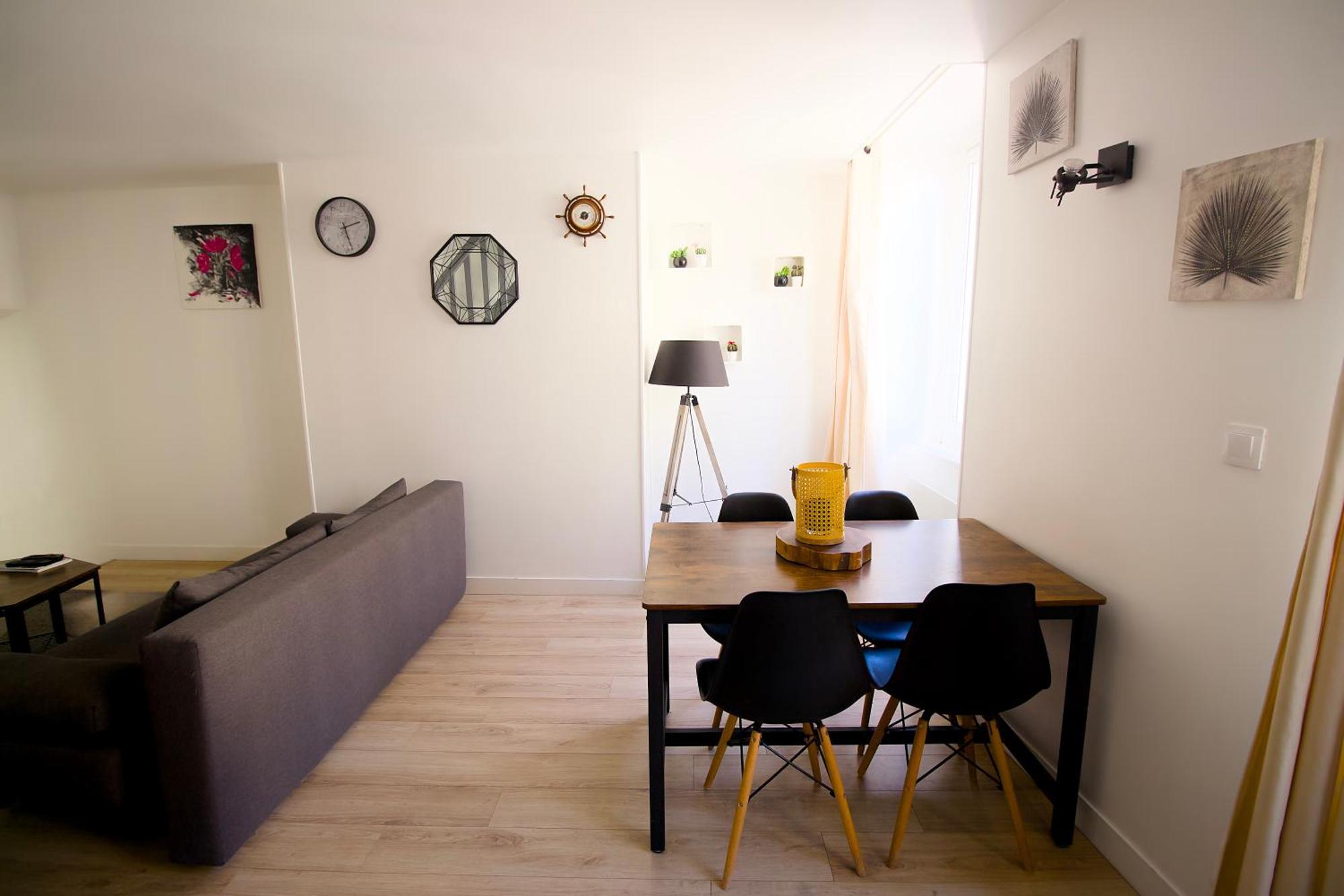 Triplex Lumineux A Cherbourg, Hyper Centre, 2 Pas Du Port & Vie Nocturne, Intendance Luxury Host Exteriör bild