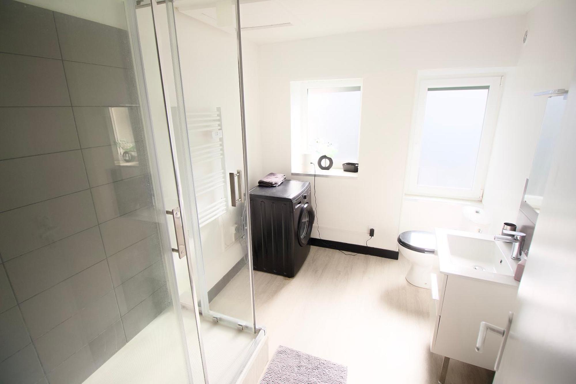Triplex Lumineux A Cherbourg, Hyper Centre, 2 Pas Du Port & Vie Nocturne, Intendance Luxury Host Exteriör bild